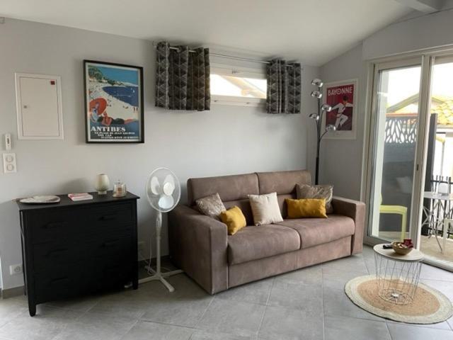 Charmant Studio Pouvant Accueillir 4 Personnes Anglet Exterior photo